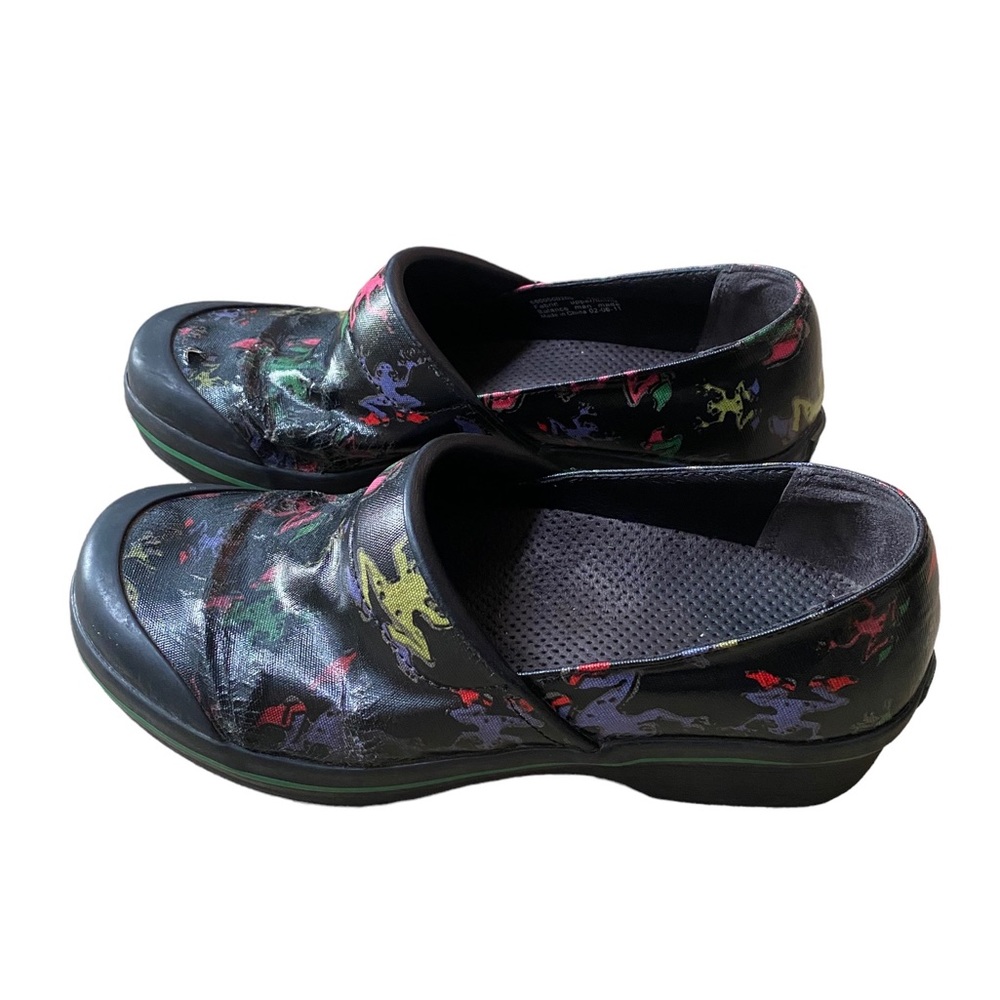 Dansko Clog Women’s Size 9/ frog print for Nurse/ Healthcare